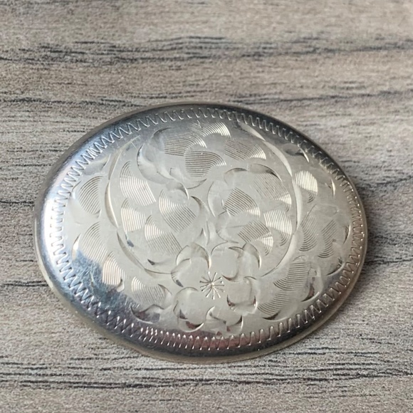 2x Sterling Silver Brooches - Engraved Flower & Leaves - Picture 6 of 10